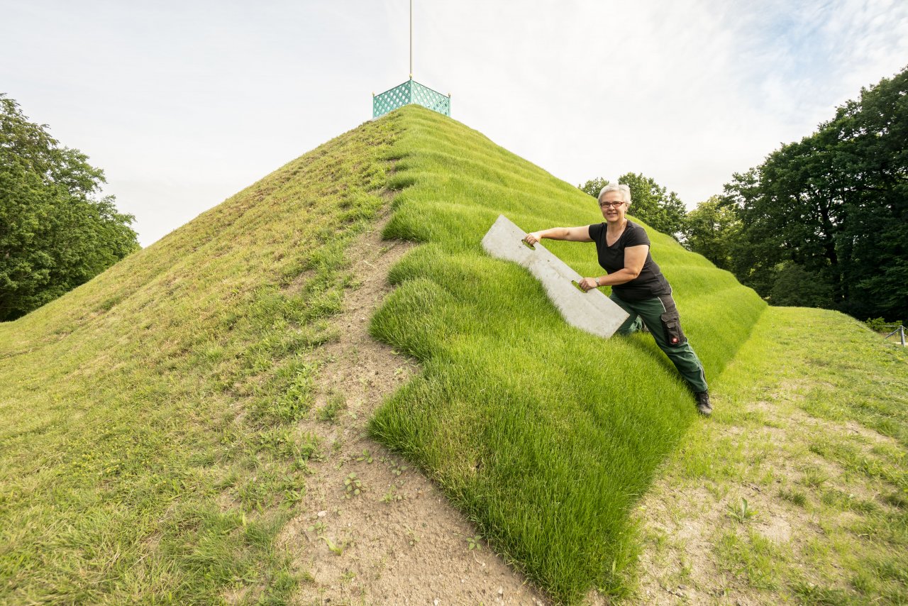 Von Pyramiden und 12 Stufen zum Erfolg